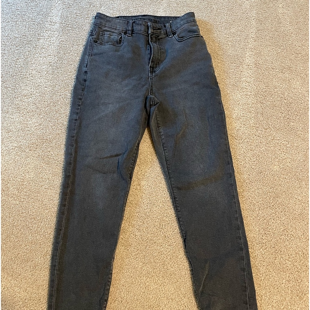 COPY - AMERICAN EAGLE JEANS SIZE 0 XTRA SHORT (gently worn) SEND ME BEST OFFER!